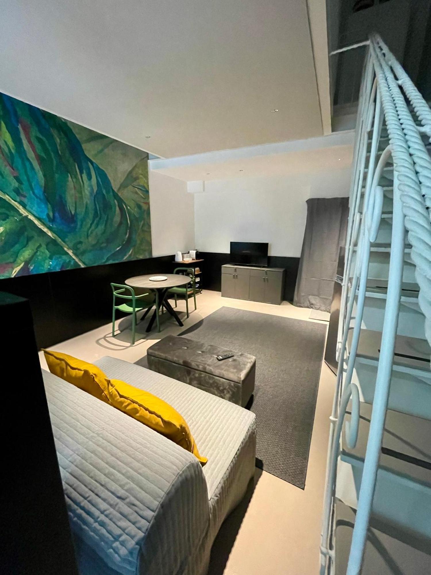 Suite 38 Syracuse Extérieur photo