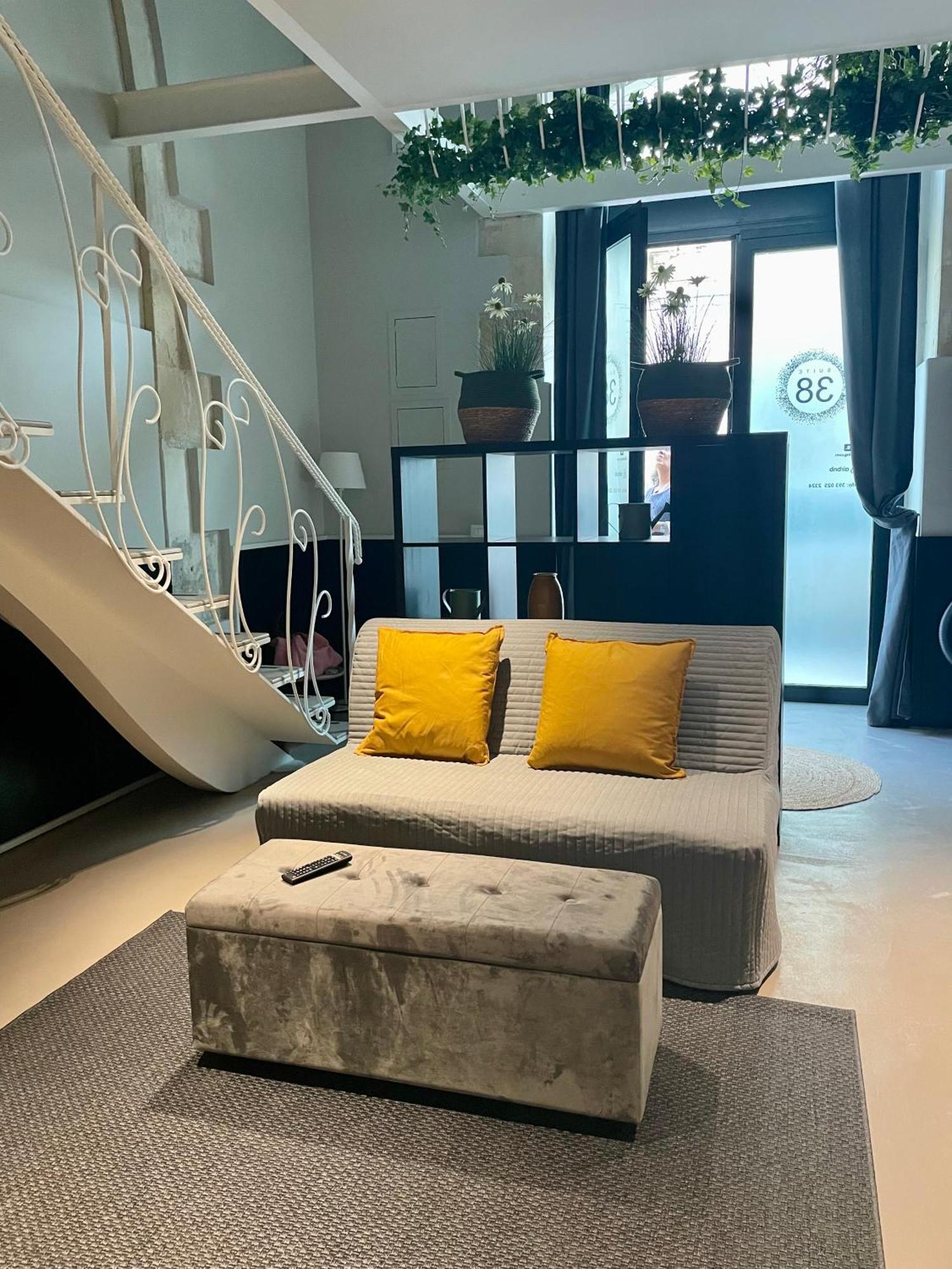 Suite 38 Syracuse Extérieur photo